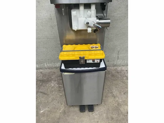 Nissei na 3344 ijsmachine - afbeelding 8 van  9