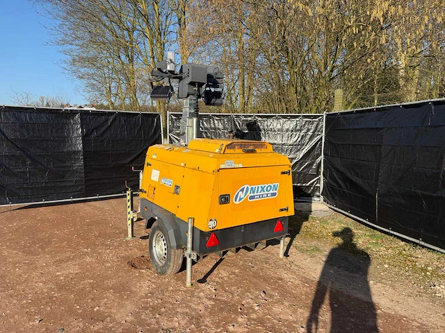 Nixon hire vt hybrid lichtmast - afbeelding 5 van  6