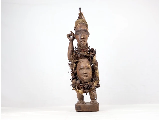 Nkondi voodoo beeld - afbeelding 1 van  8