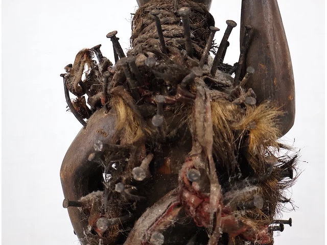 Nkondi voodoo beeld - afbeelding 7 van  8