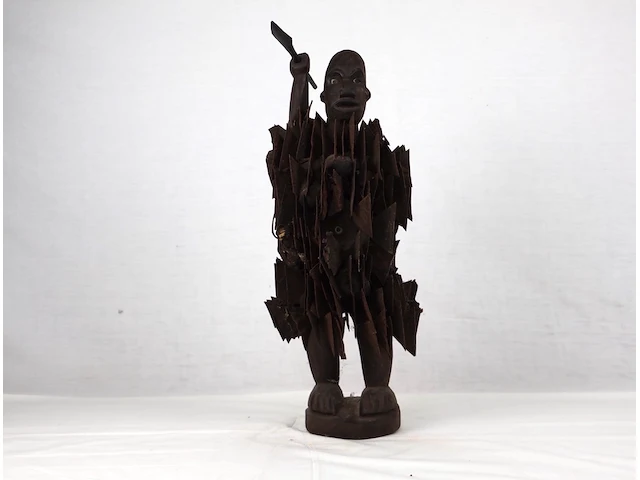 Nkondi voodoo beeld - afbeelding 1 van  13