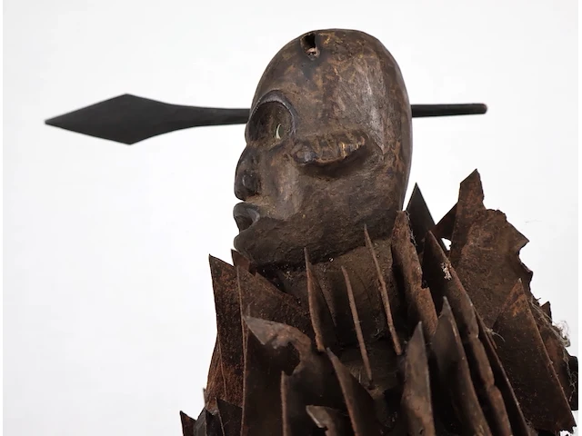 Nkondi voodoo beeld - afbeelding 11 van  13