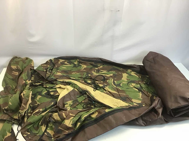 Nl landmacht 1-persoons tent dpm camo pup legertent - afbeelding 1 van  3