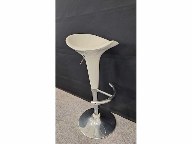 Nn - barkruk (4x) - afbeelding 4 van  5