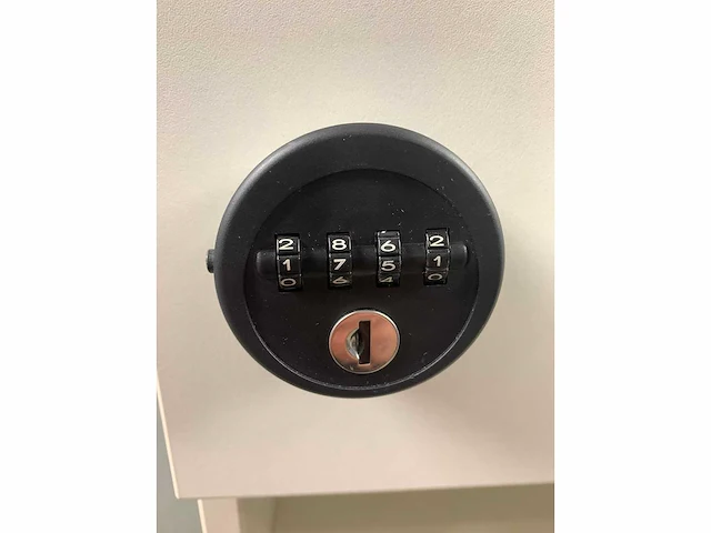 Nn - lockerkast - afbeelding 5 van  5