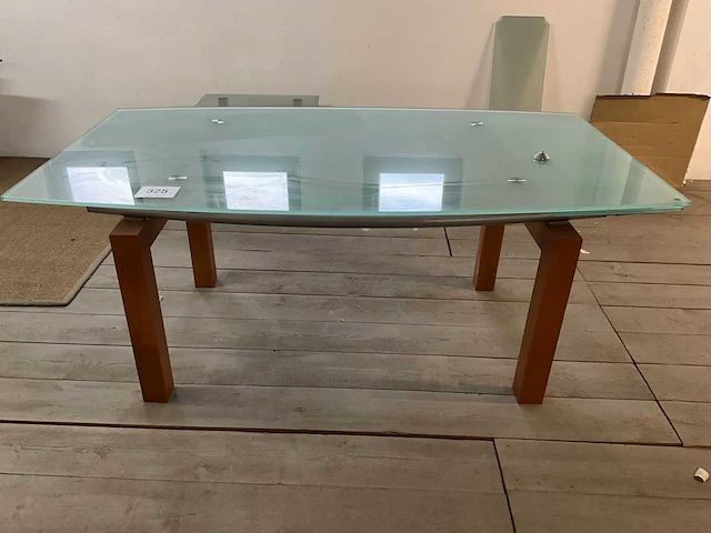 Nn design eetkamertafel - afbeelding 1 van  4