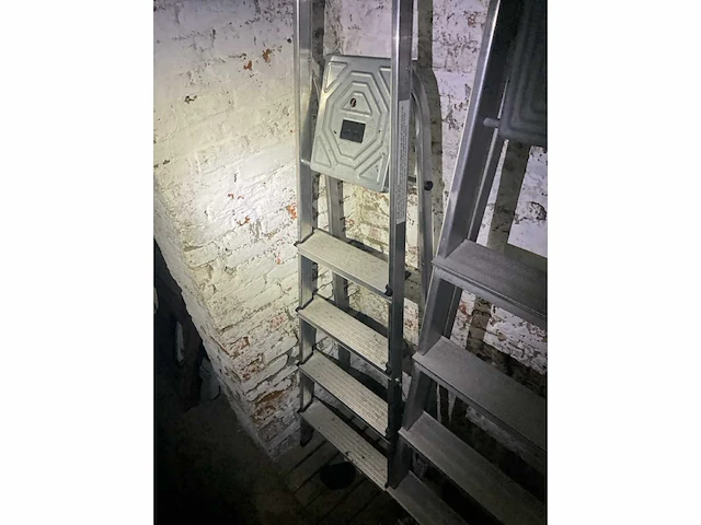 Nn diverse ladders (2x) - afbeelding 3 van  6