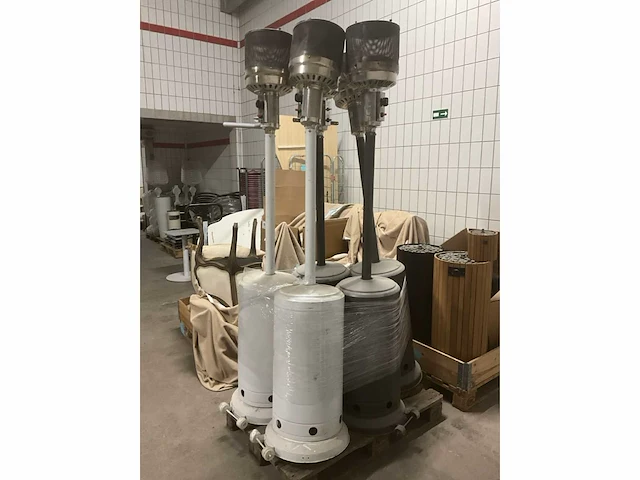 Nn diverse terrasverwarming (5x) - afbeelding 2 van  6