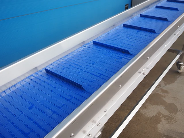 Nn elevating belt with dividers - afbeelding 7 van  10