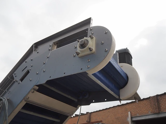 Nn elevating belt with dividers - afbeelding 9 van  9