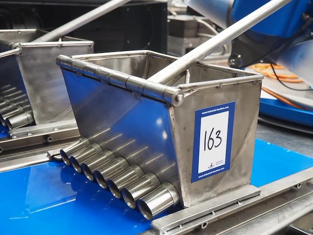 Nn filling device for croquettes - afbeelding 4 van  4