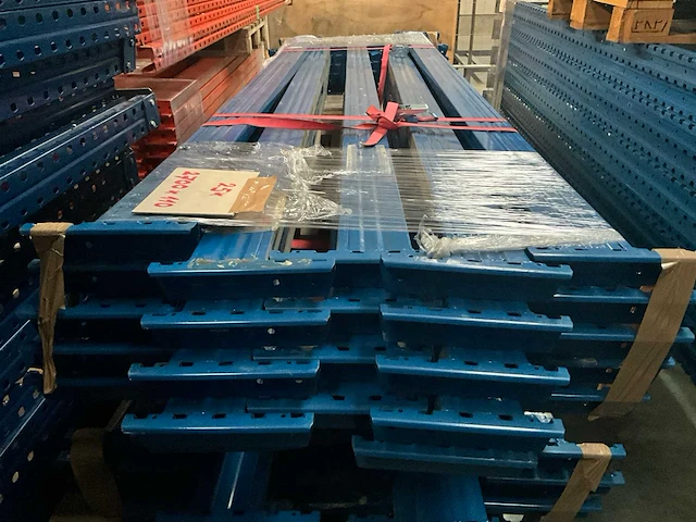 Nn gedemonteerde liggers palletstelling (25x) - afbeelding 2 van  4