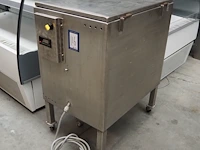 Nn heated cabinet