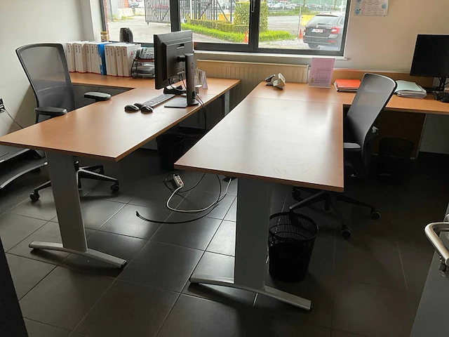 Nn hoekbureau (2x) - afbeelding 1 van  9