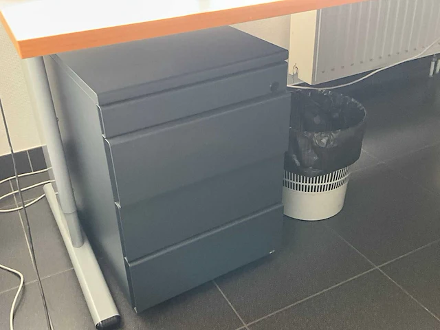Nn hoekbureau (2x) - afbeelding 4 van  5