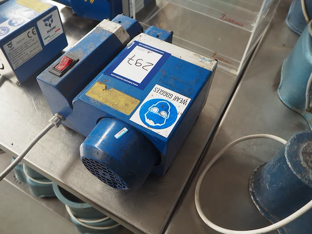 Nn knife sharpener - afbeelding 4 van  7