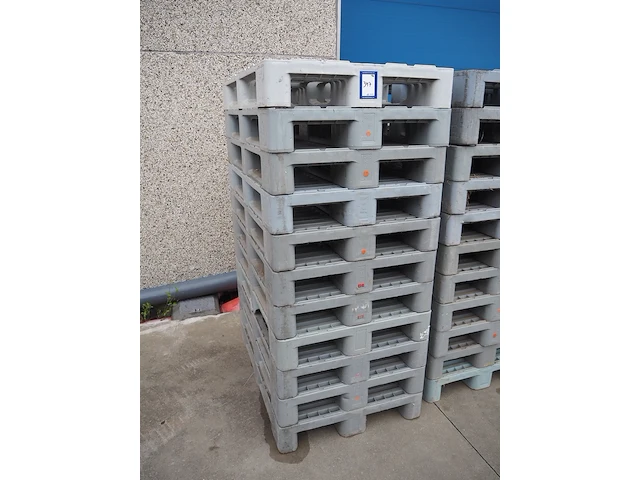 Nn pallets - afbeelding 1 van  5