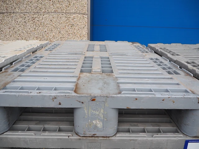 Nn pallets - afbeelding 3 van  4