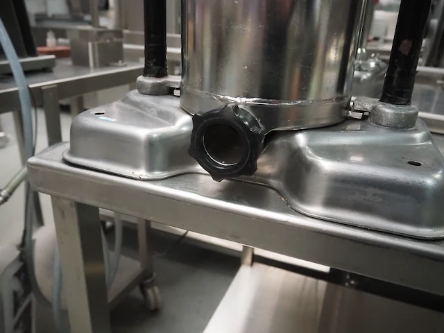 Nn piston filler - afbeelding 6 van  7