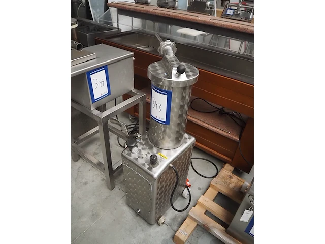 Nn piston filler - afbeelding 1 van  7