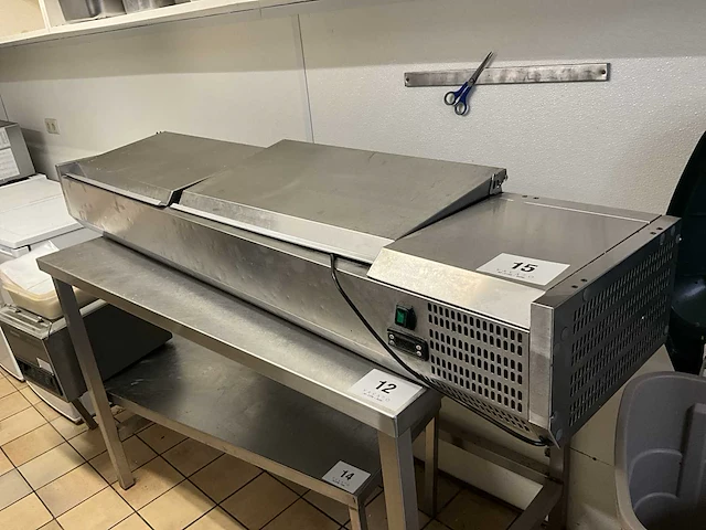 Nn rvs saladette, afm plm 180 x 40 x 300cm - afbeelding 2 van  9