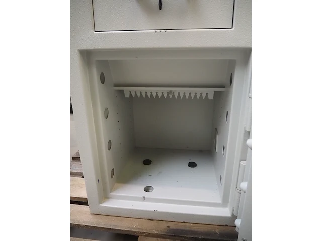 Nn safe - afbeelding 4 van  6