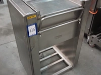 Nn skinning machine