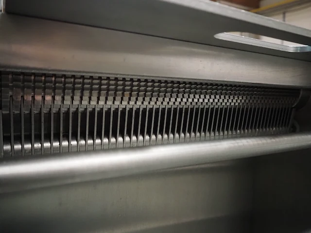 Nn skinning machine - afbeelding 9 van  10