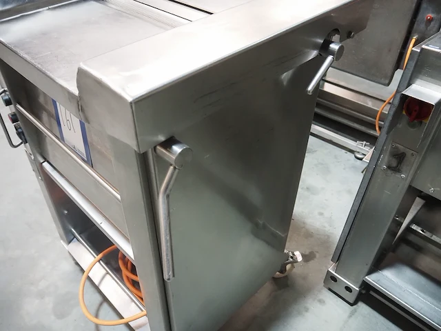 Nn skinning machine - afbeelding 8 van  10