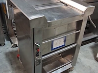 Nn skinning machine