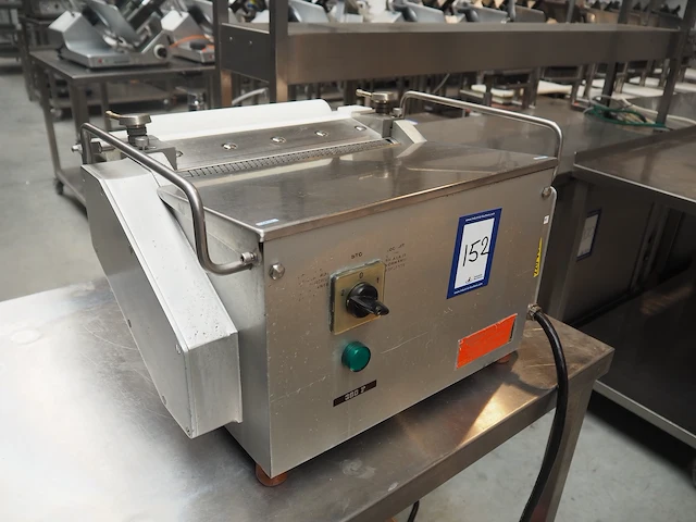 Nn skinning machine - afbeelding 2 van  8