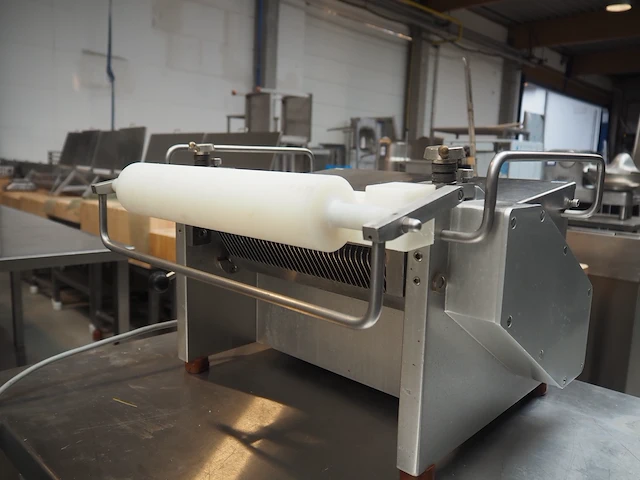 Nn skinning machine - afbeelding 6 van  8
