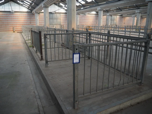 Nn stables - afbeelding 1 van  3