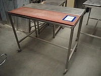 Nn table - afbeelding 1 van  4