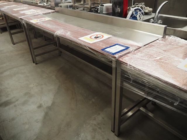 Nn table - afbeelding 1 van  4