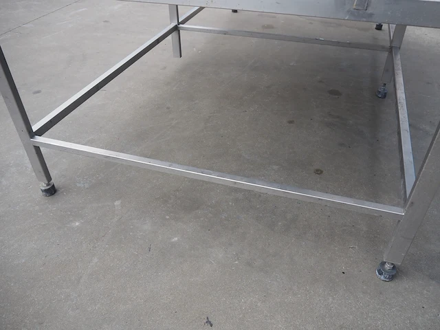 Nn table - afbeelding 6 van  6