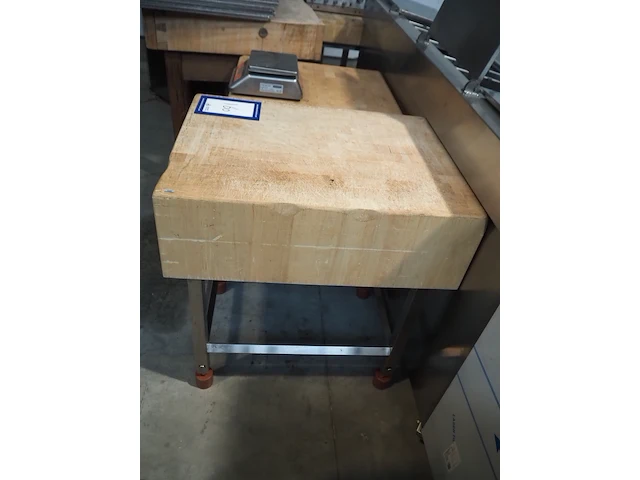 Nn wooden chop block - afbeelding 3 van  5