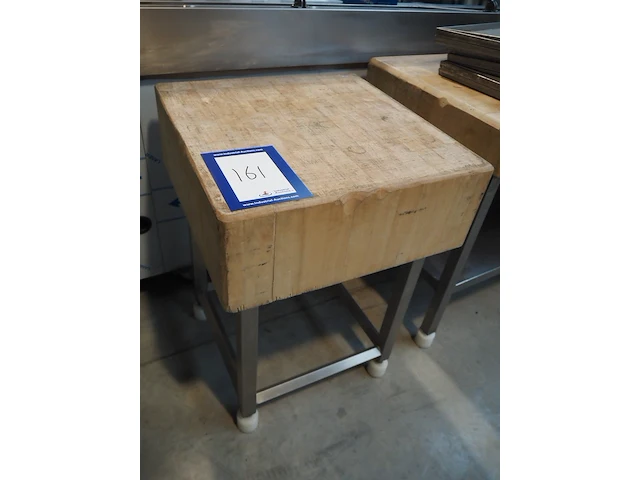 Nn wooden chop block - afbeelding 1 van  5