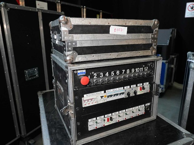 No brand - v12 - motor controler v12 63a in + flightcase - afbeelding 1 van  2