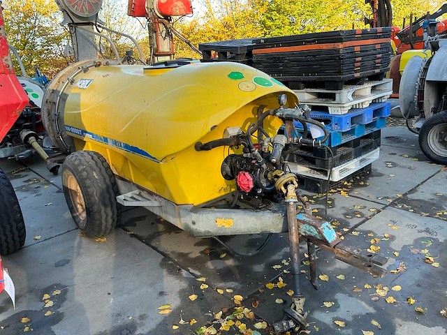 Nobili 105-2000t getrokken spuitmachine - afbeelding 3 van  5