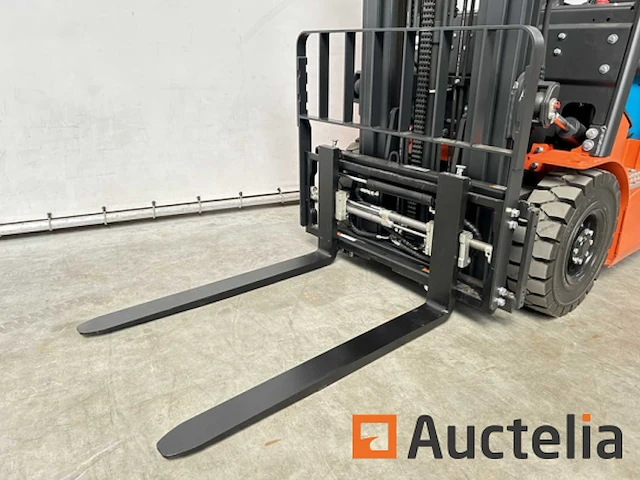 Noblelift fe4p16qc 2024 vorkheftruck 1.6t verstelbare lepels elektrisch - afbeelding 12 van  39