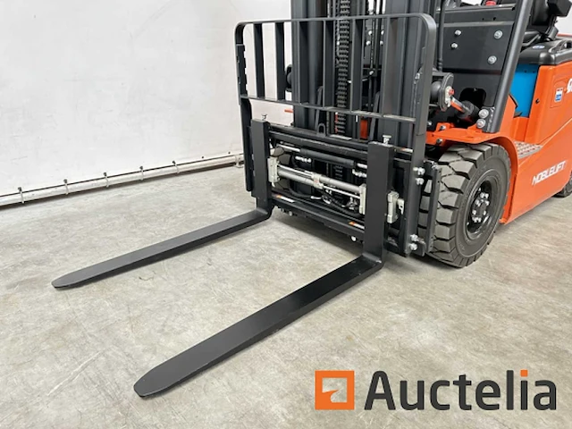 Noblelift fe4p16qc 2024 vorkheftruck 1.6t verstelbare lepels elektrisch - afbeelding 37 van  39