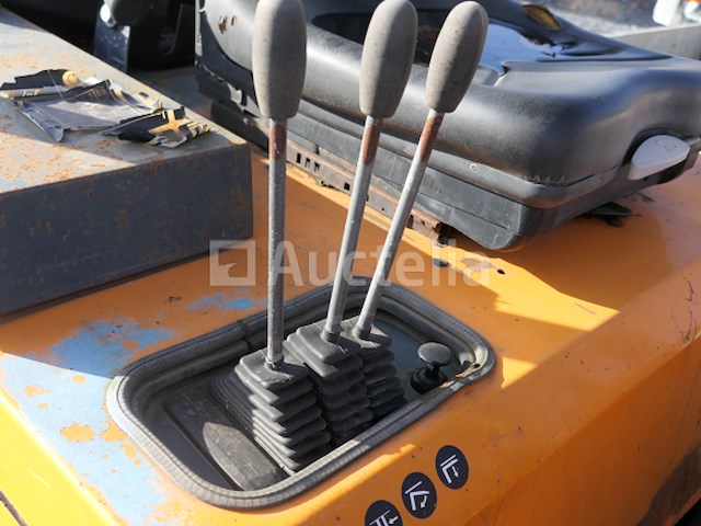 Nog steeds r70-35 vorkheftruck - afbeelding 6 van  20