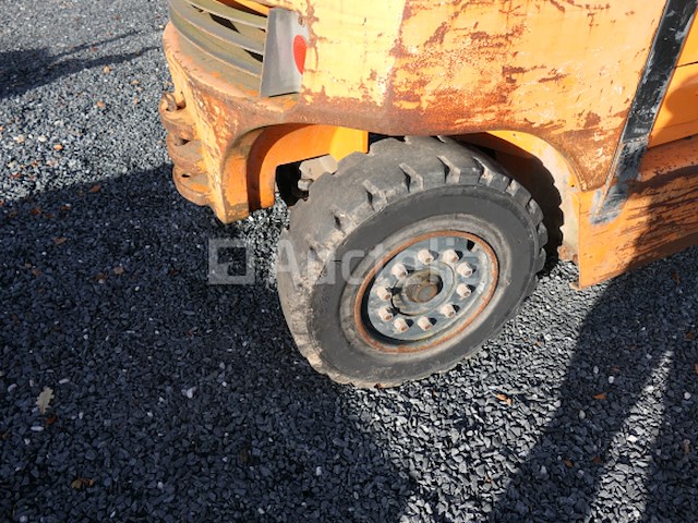 Nog steeds r70-35 vorkheftruck - afbeelding 17 van  20