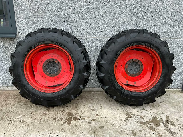 Nokia 13.6r28 tractor wielen - afbeelding 1 van  7