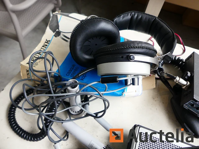 Nokia-telefoon, cassettespeler - afbeelding 2 van  6