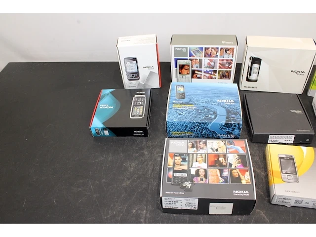 Nokia (x10) - afbeelding 2 van  4