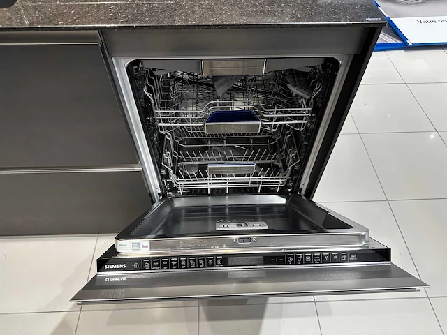 Nolte - ferro 40 - showroomkeuken - afbeelding 22 van  35