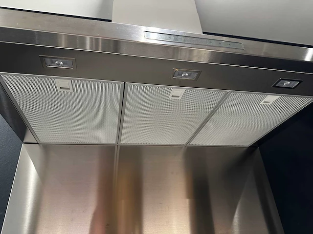 Nolte - ferro 40 - showroomkeuken - afbeelding 33 van  35