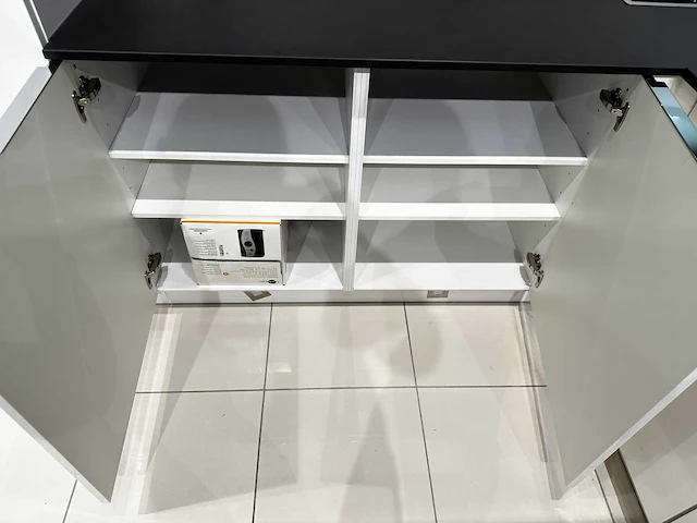 Nolte - nova lack 73a - showroomkeuken - afbeelding 25 van  52